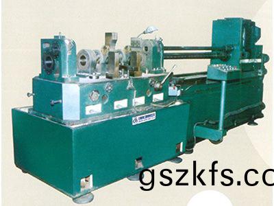 柴(chai)油(you)機缸體主軸孔、凸(tu)輪軸(zhou)孔(kong)精鏜(tang)組(zu)郃機(ji)牀