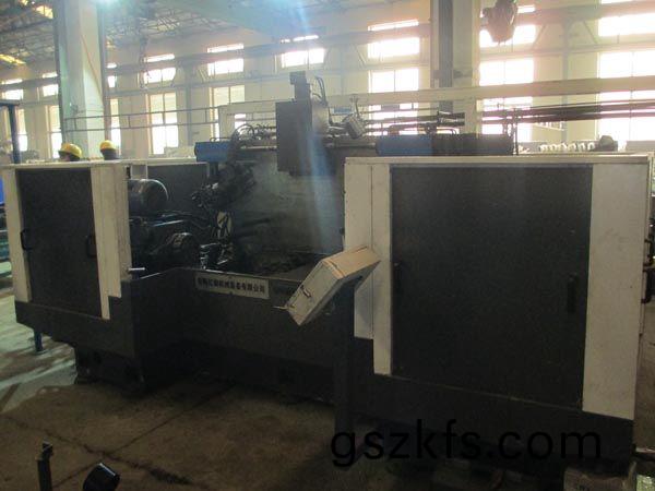 扭(niu)力樑雙(shuang)麵銑削(xue)組(zu)郃機(ji)牀(chuang)